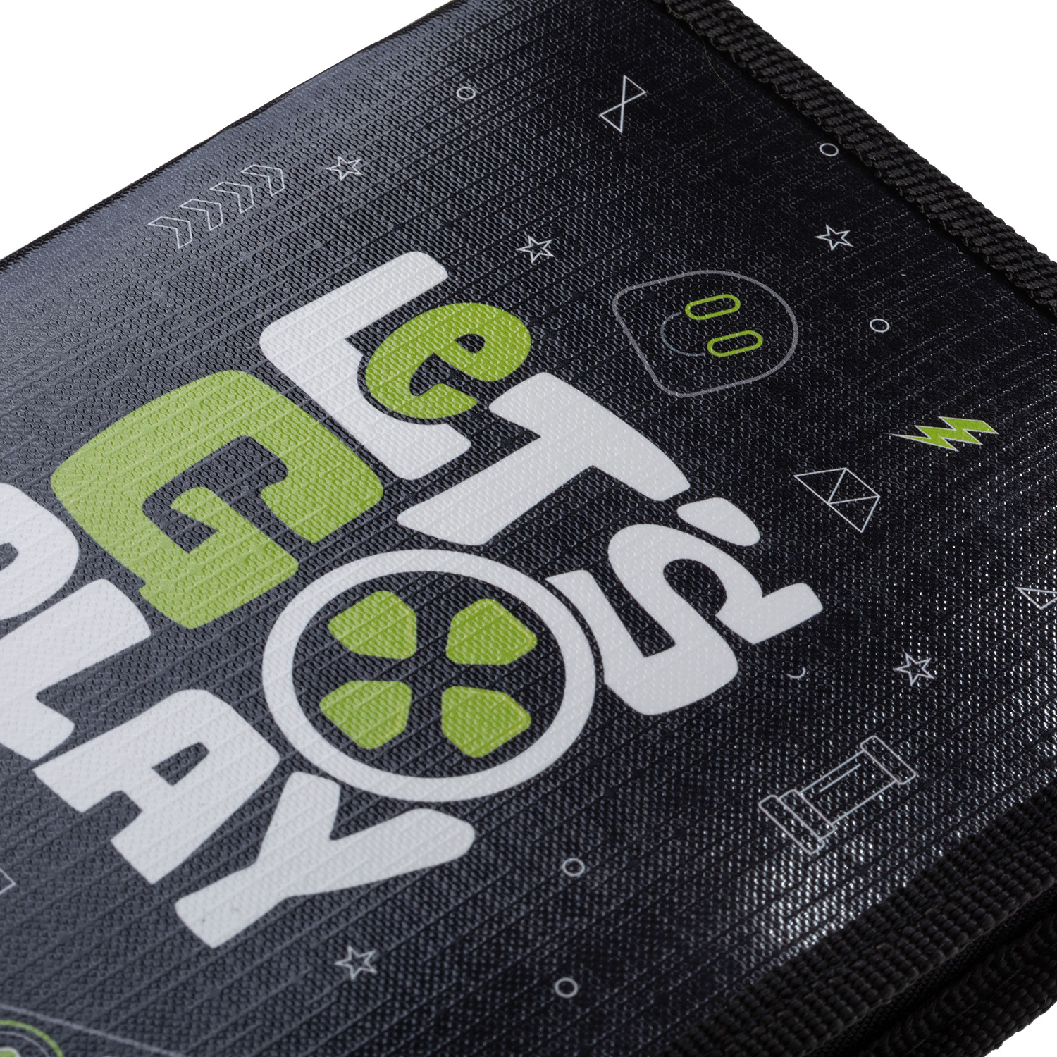 Пенал 190х130мм 1 отделение на молнии с откидной планкой глянц.ламин.тиснение -LETS GO PLAY- с табл.умножения  в индив.упак.