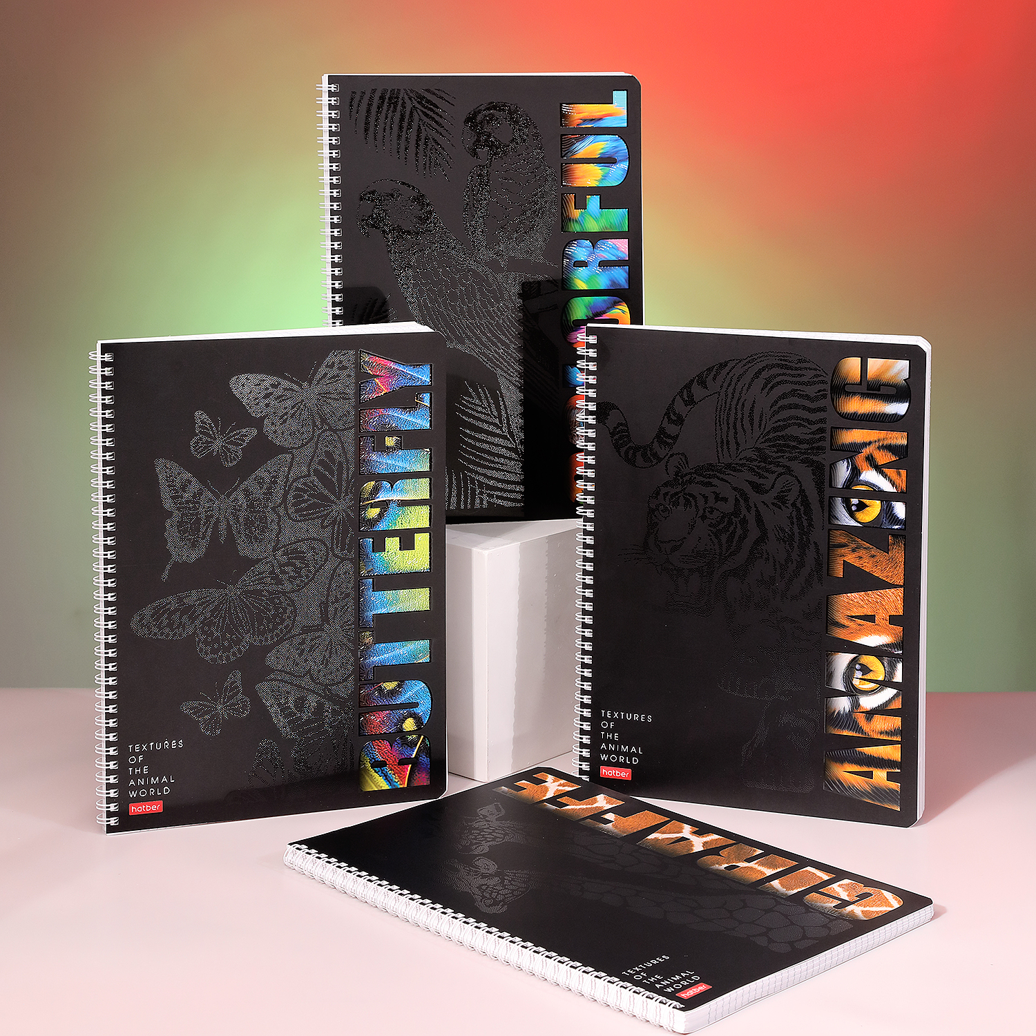 Тетрадь 96л А4ф клетка 60-65г/кв.м перфорация на отрыв  на гребне мат.ламин. 3D лак 4 диз.в блоке серия -Animals print- 